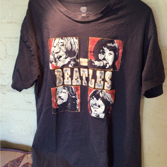 The Beatles Tops - New! Vintage The Beatles Short Sleeve Tee - Black and Red